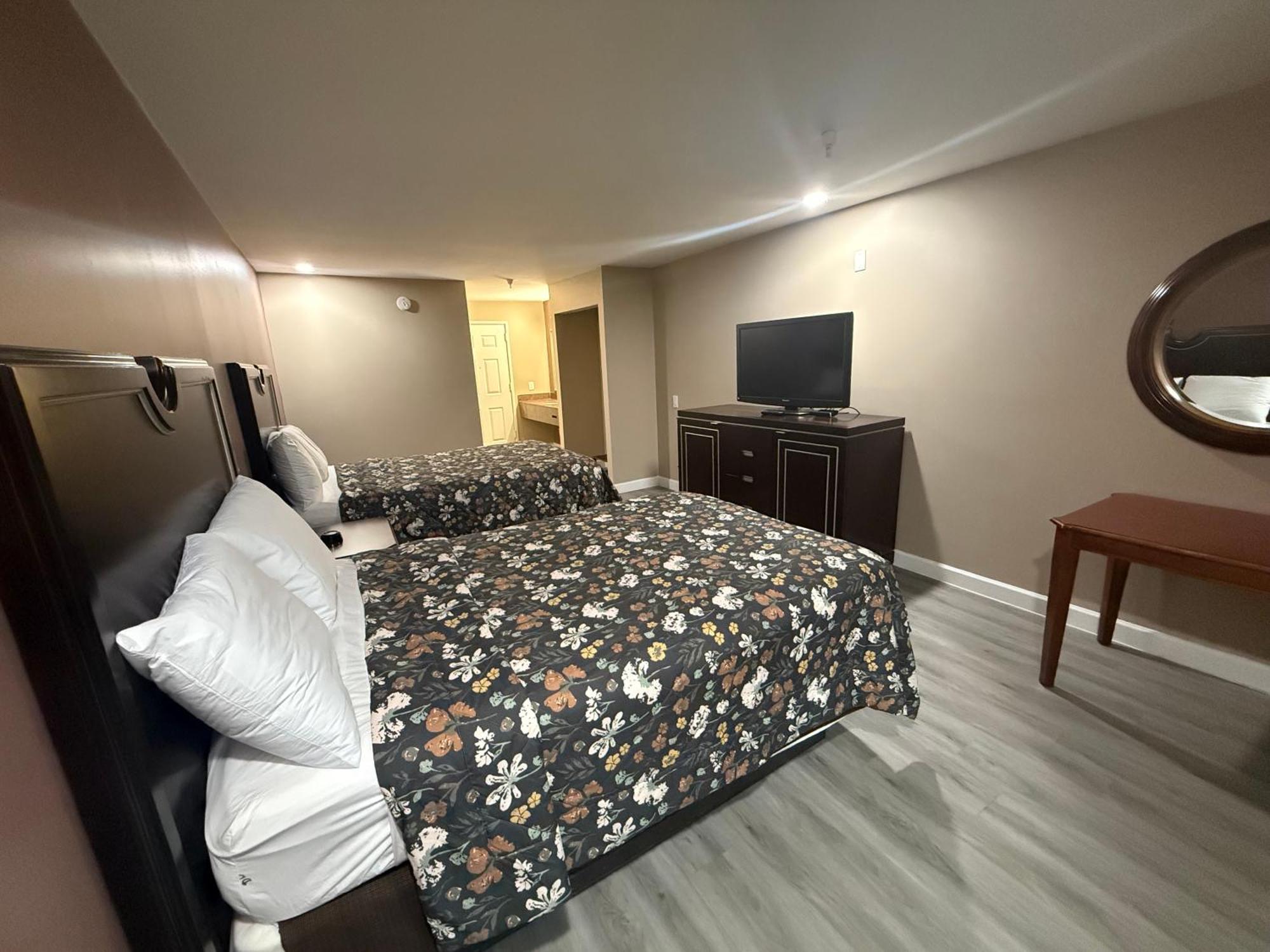 Magnolia Bay Hotel & Suites 琼斯伯勒 外观 照片