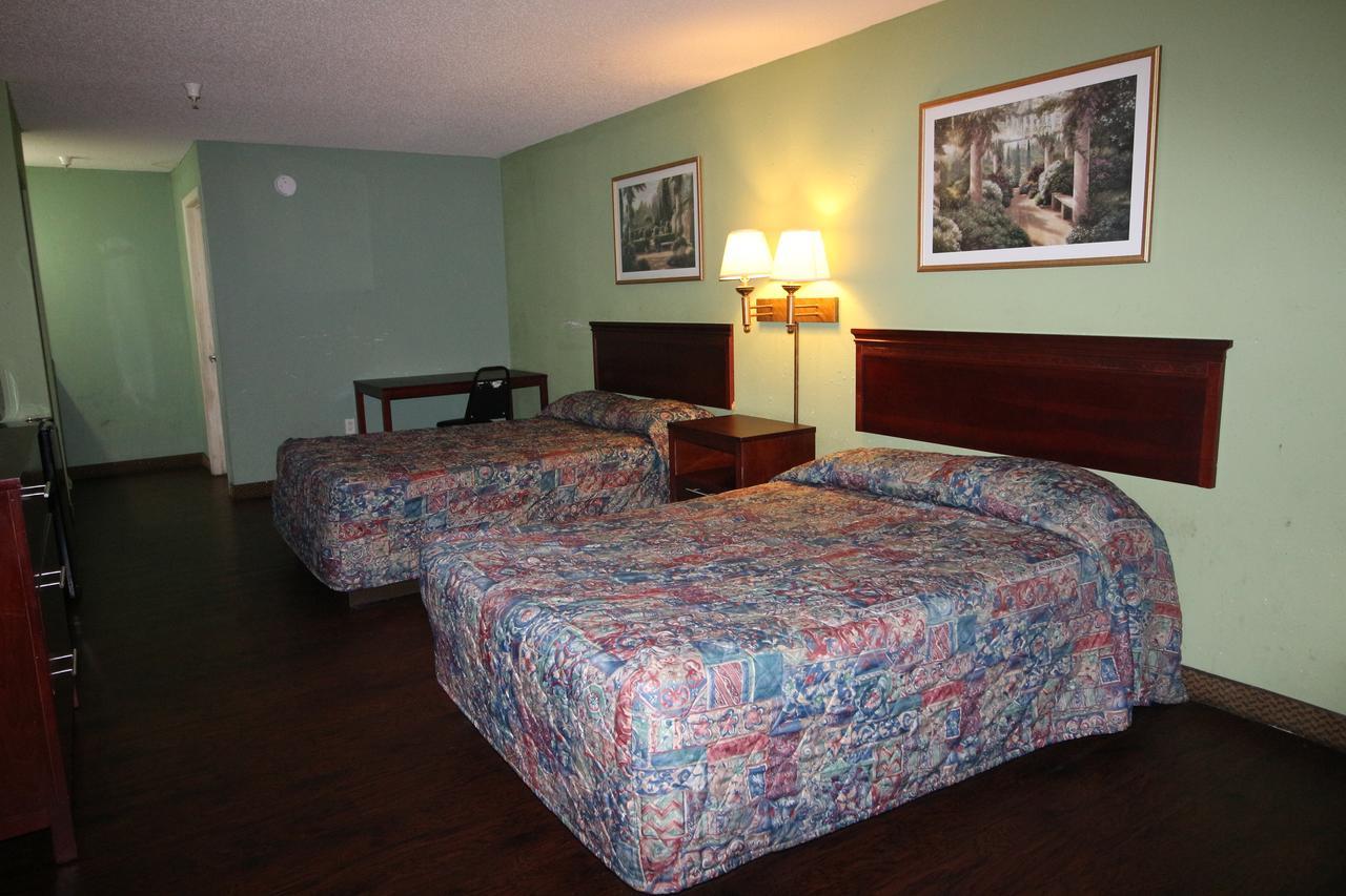 Magnolia Bay Hotel & Suites 琼斯伯勒 外观 照片